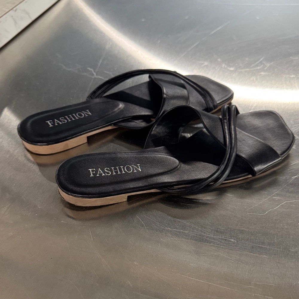 Black Women's Sandals